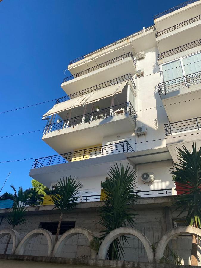 Apartment With Huge Sea View Balcony Sarande Exterior photo